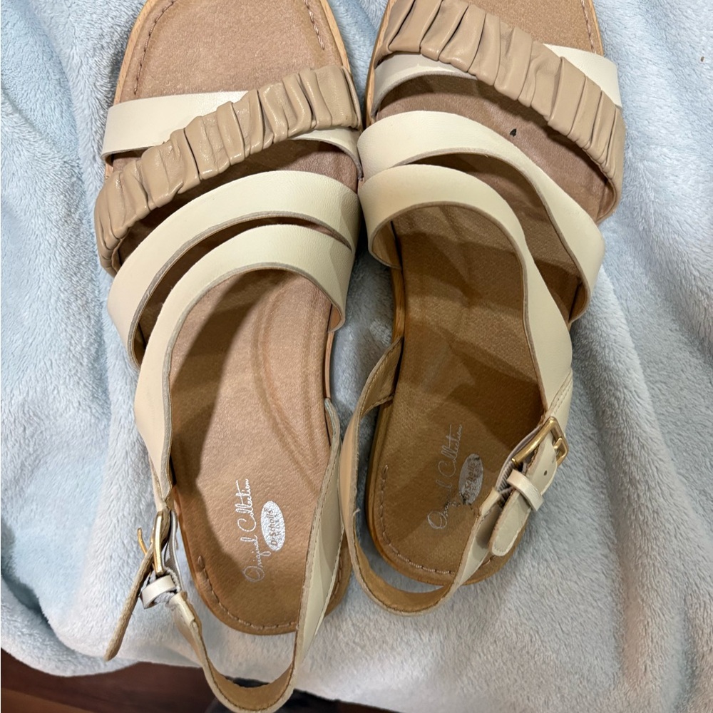 Dr. Scholl's Cream and Tan Women's Sandals